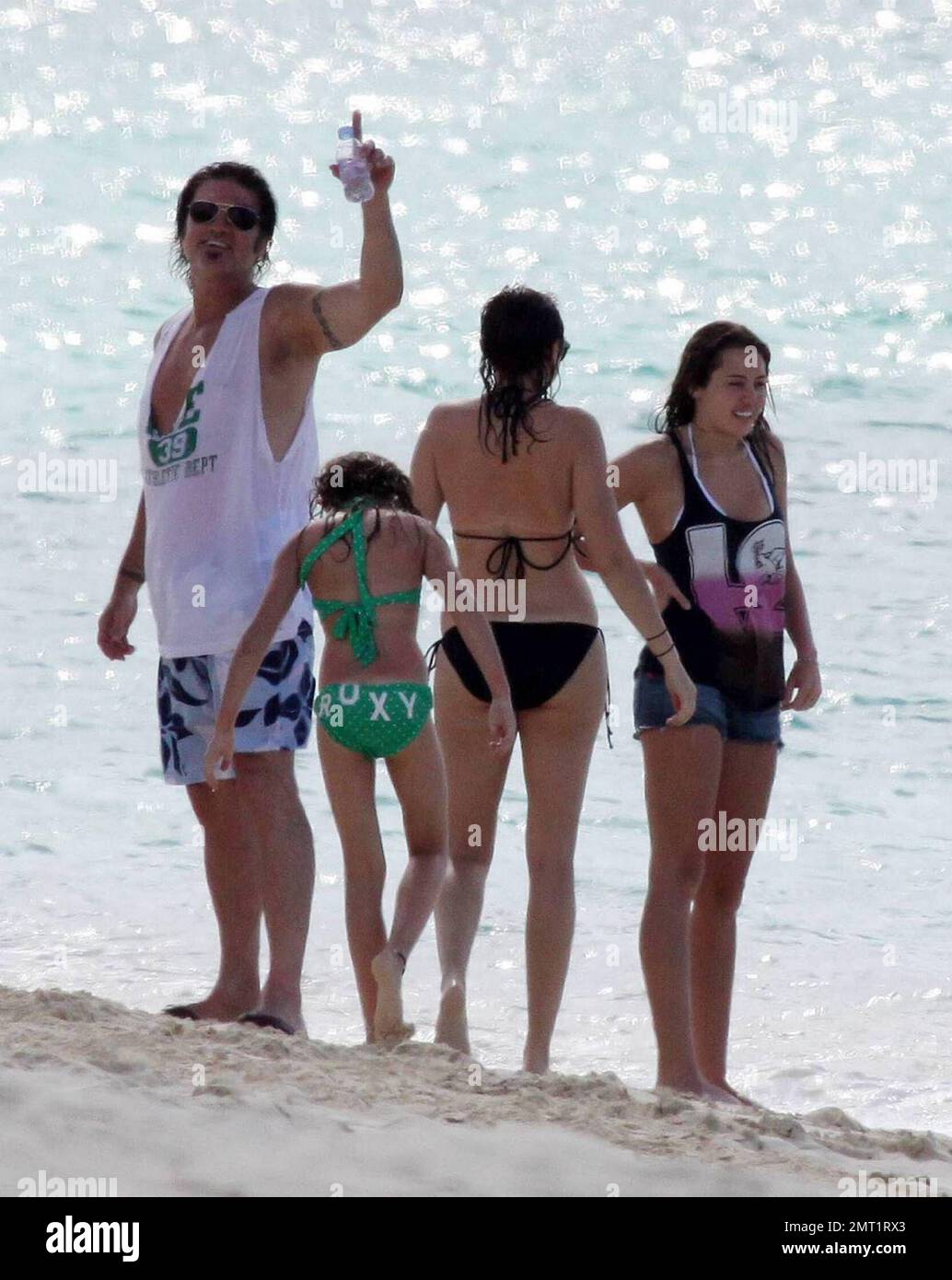 Exclusive!! Miley Cyrus enjoys a day at the beach jetskking with her whole  family on her mother Leticia 'Tish' Cyrus' birthday. The Cyrus family are  enjoying time on an Island in the