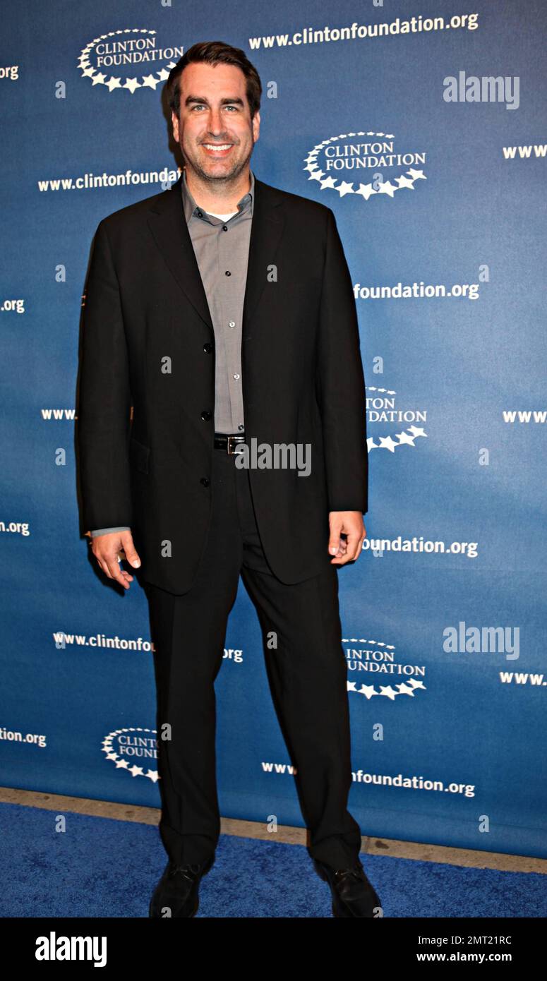 Rob Riggle poses for photographers on the blue carpet during Millennium ...