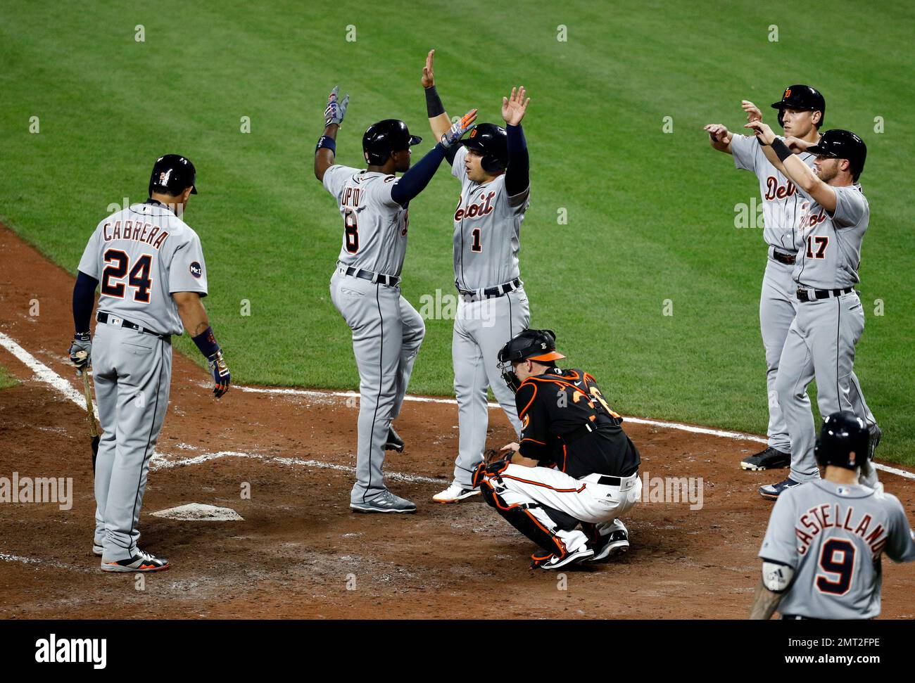 Orioles 8, Tigers 1