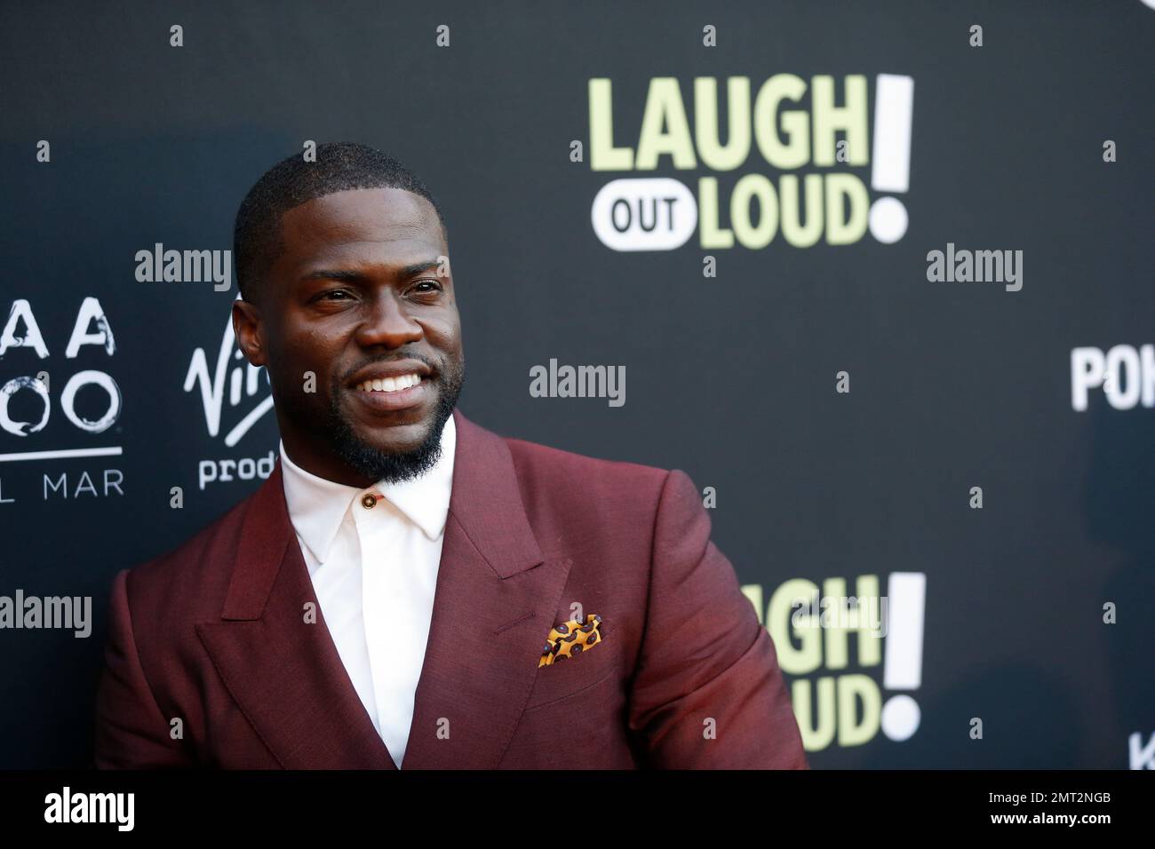 Kevin Hart Poses At Kevin Hart S Laugh Out Loud New Streaming Video Kevin Hart Poses At Kevin Hart S Laugh Out Loud New Streaming Video
