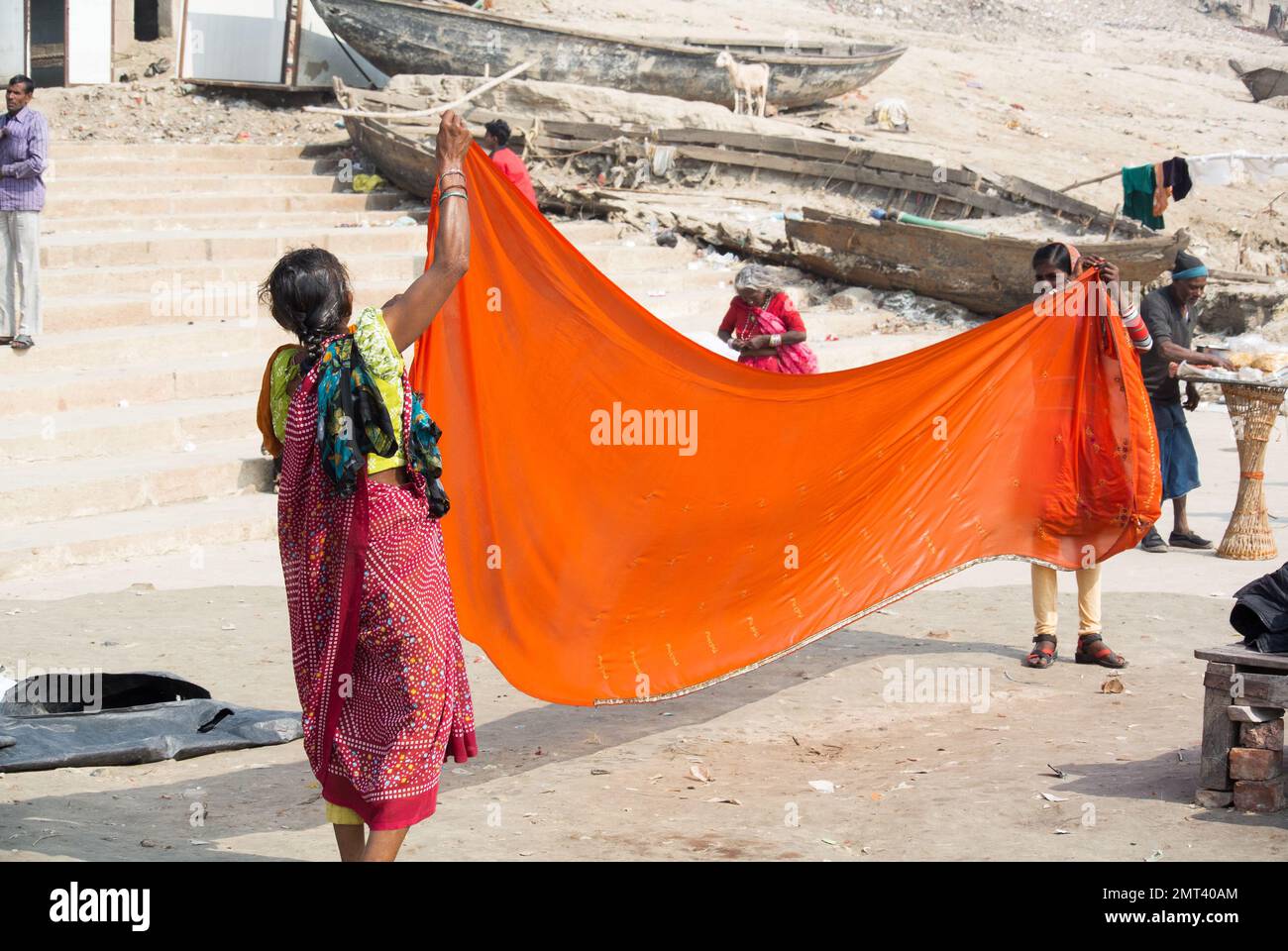 Women drying saree hires stock photography and images Alamy