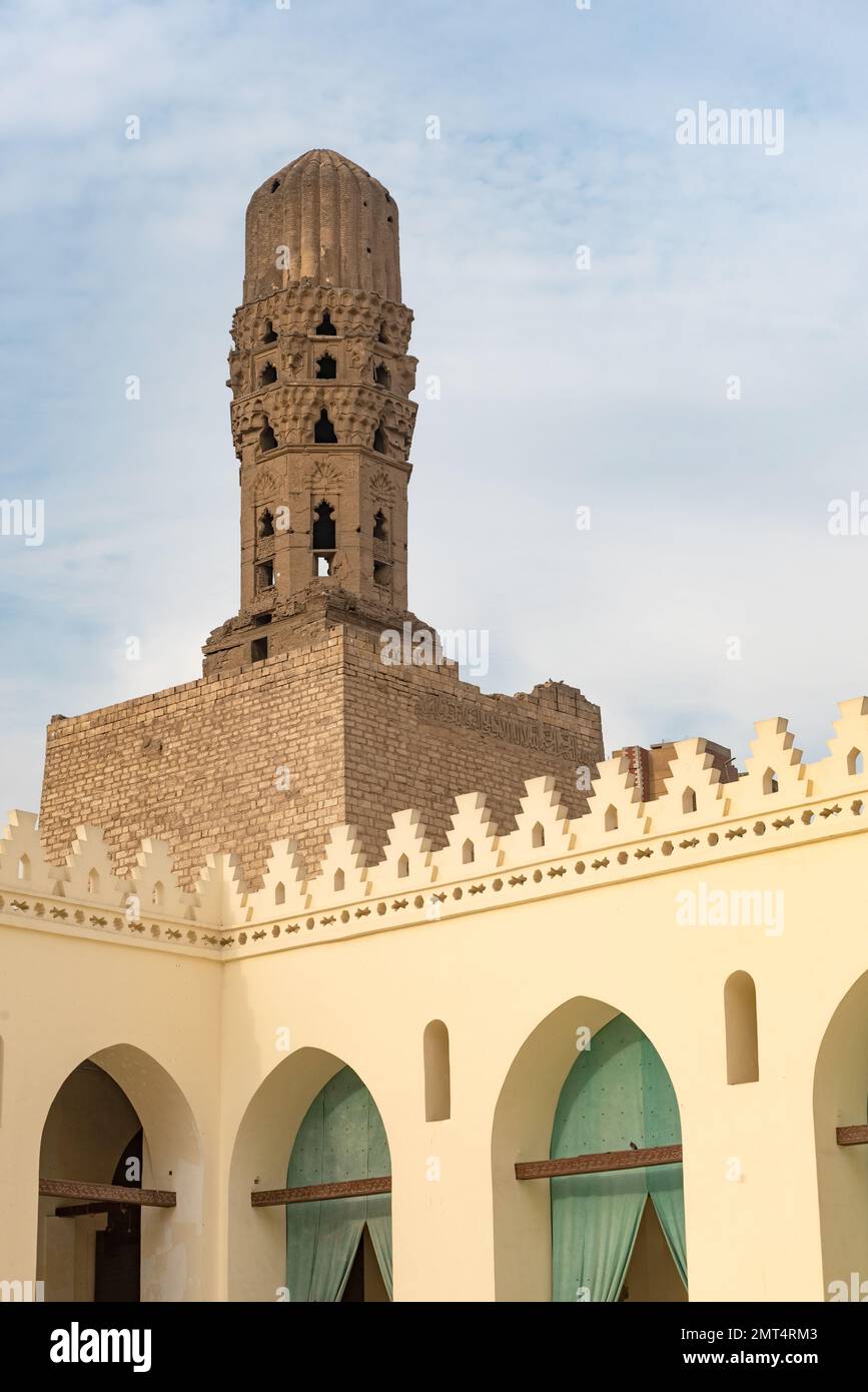 Cairo, Egypt. November 27th 2022 Minaret of historic Mosque of al-Hakim, known as Al-Anwar, named after Al-Hakim bi-Amr Allah. Inside the Fatimid gate Stock Photo