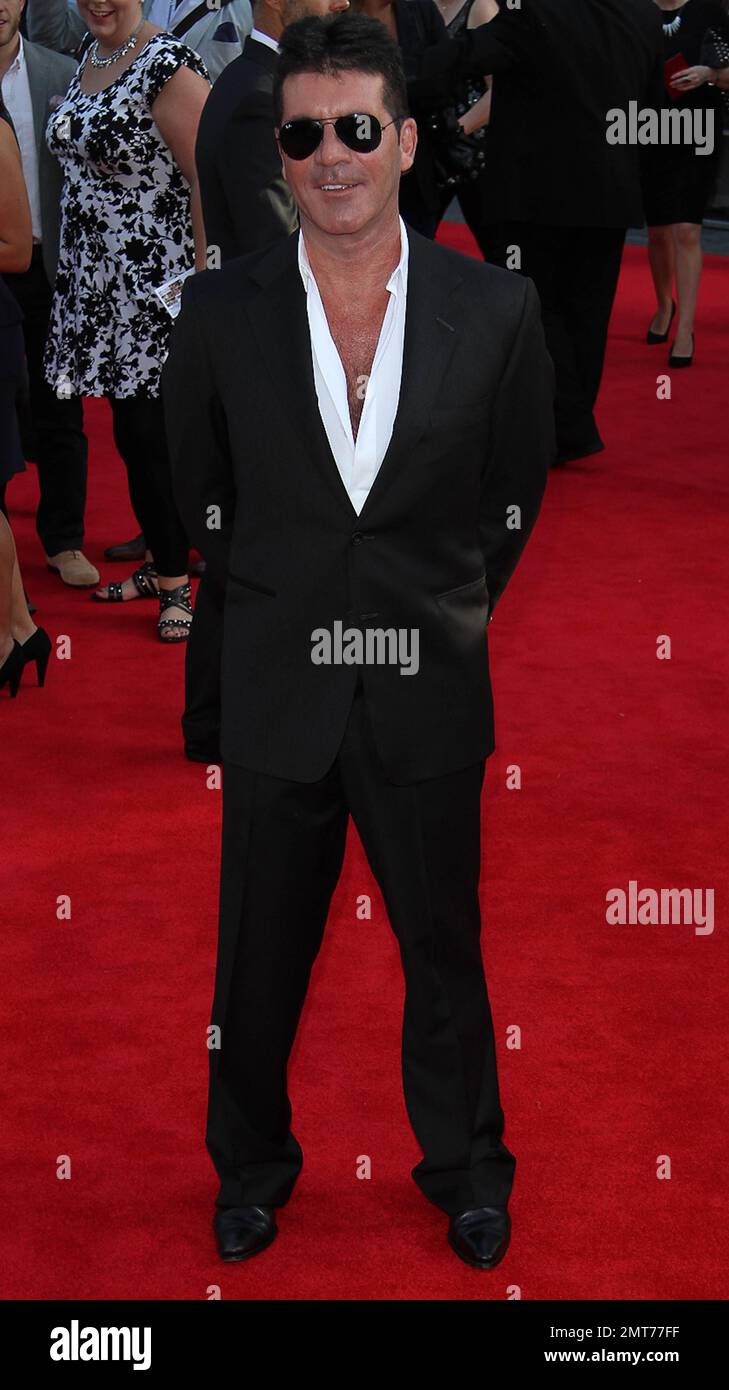 Simon cowell world premiere one direction hi-res stock photography and ...