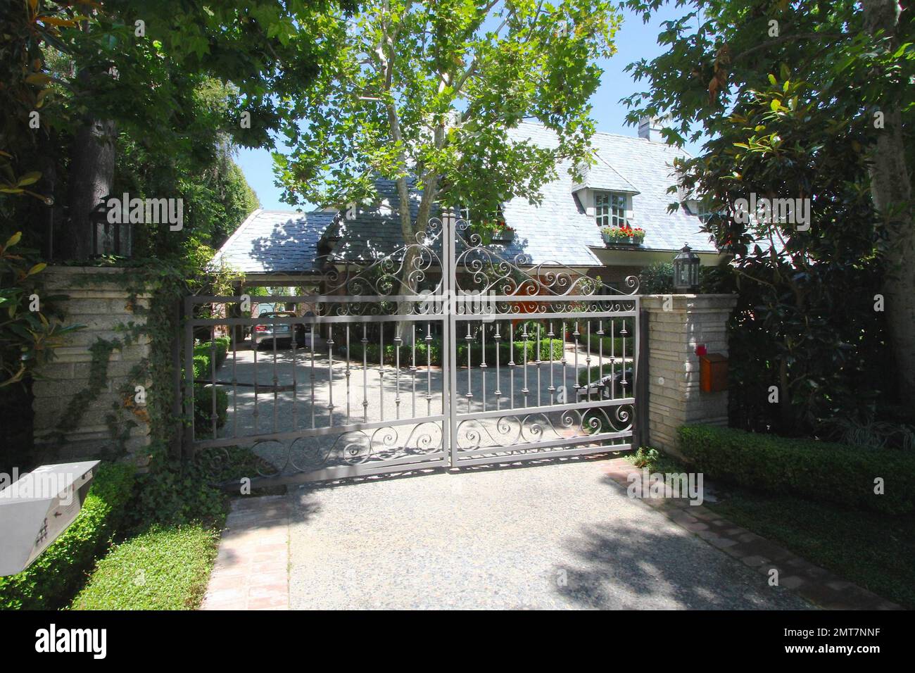 ozzy osbourne mansion uk