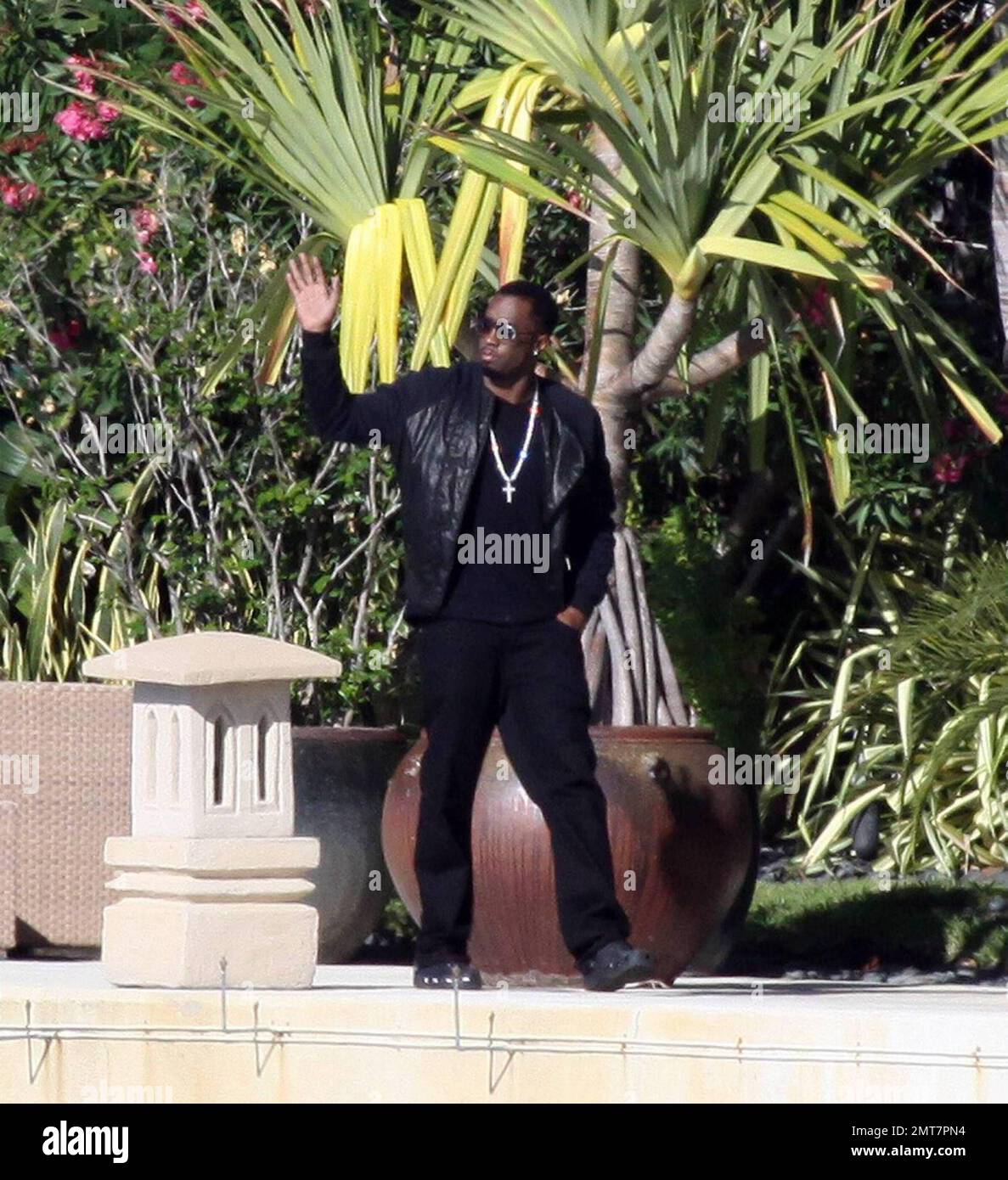 EXCLUSIVE!! Hip Hop mogul Sean P Diddy Combs enjoys a glass of wine and ...
