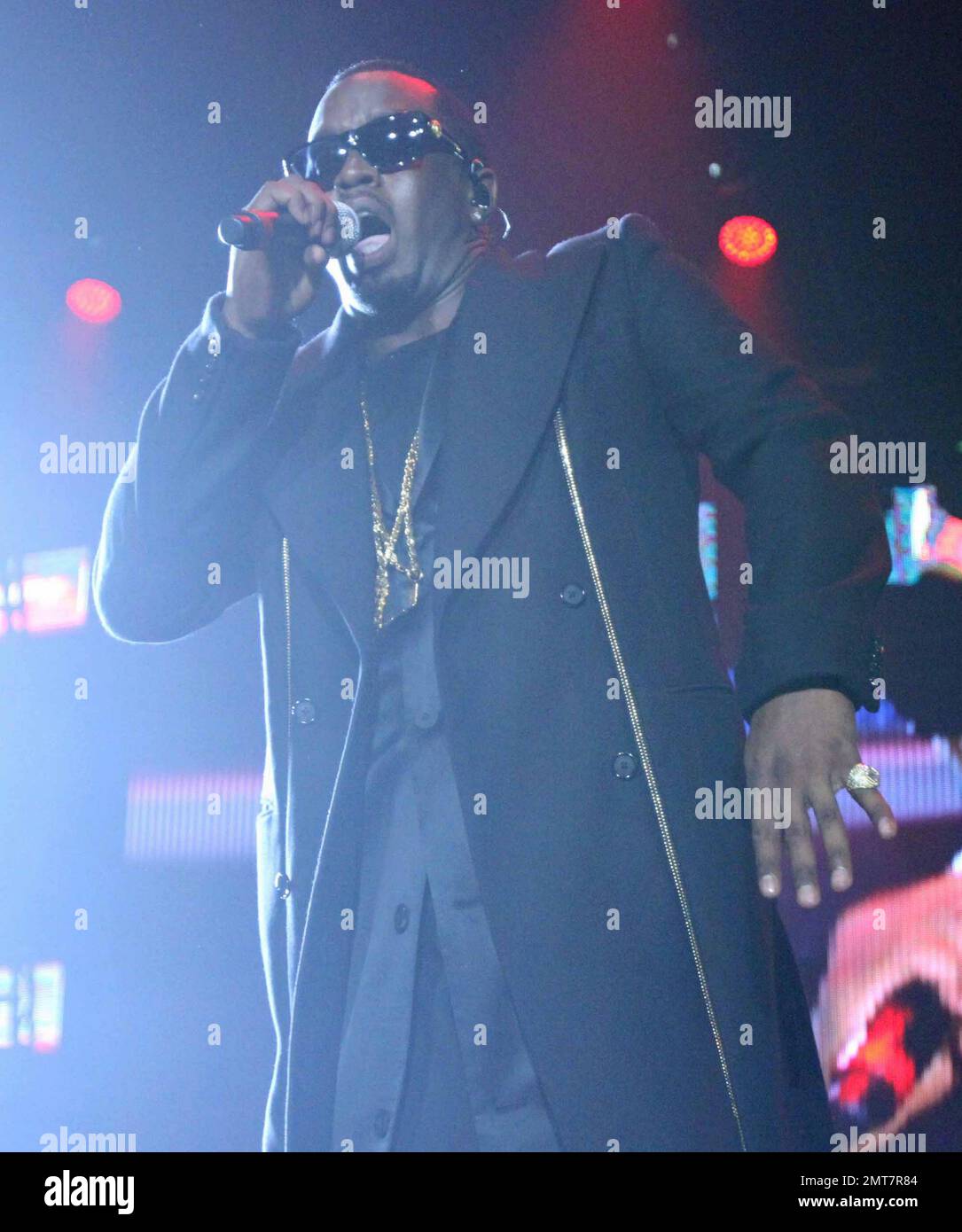 Puff daddy performing hires stock photography and images Alamy