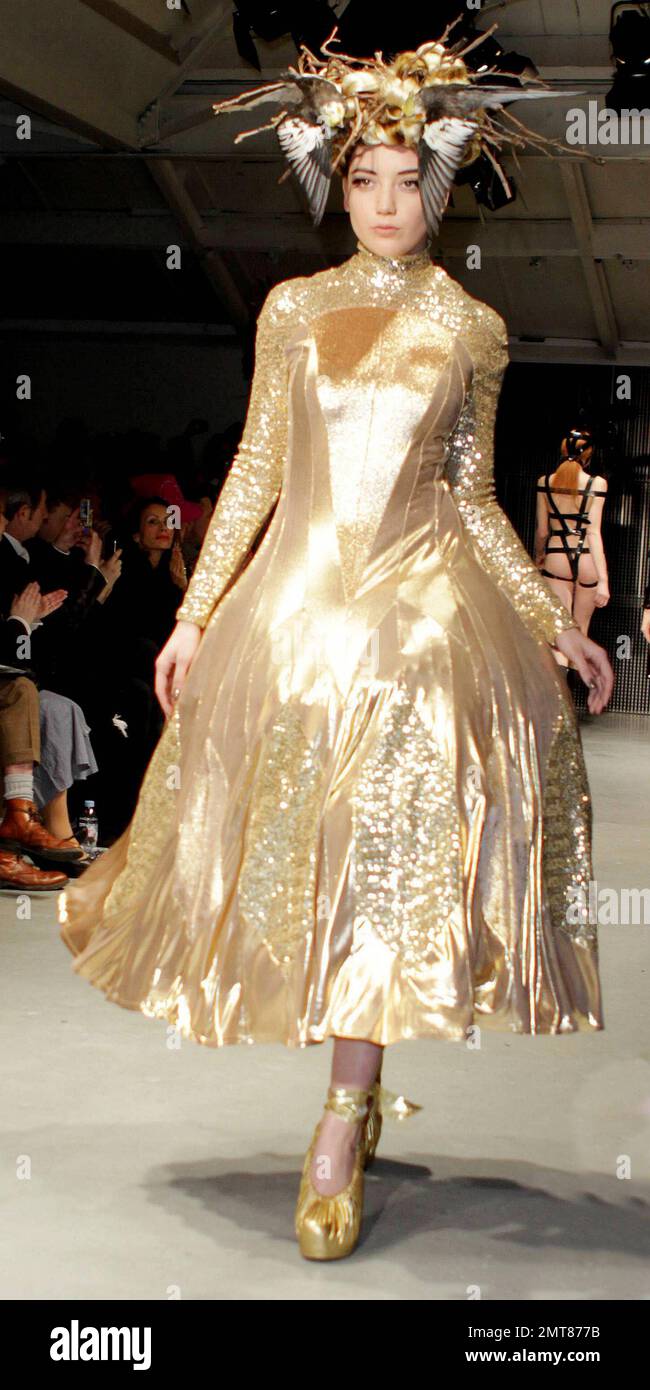 Model Daisy Lowe, daughter of Gavin Rossdale, walks the runway at the