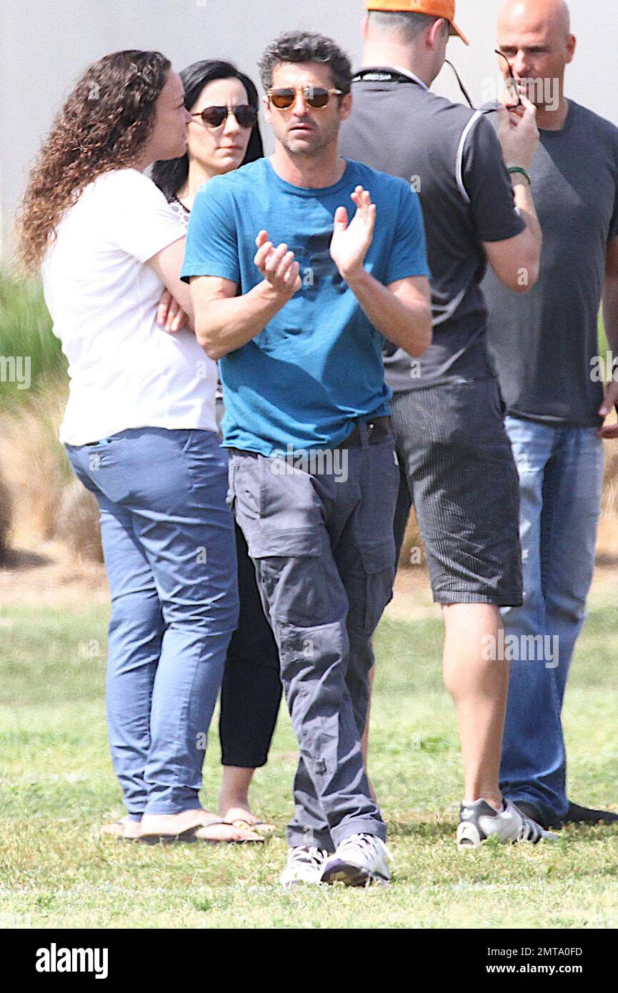 Patrick Dempsey cheers his kids on at a soccer game. Los Angeles, CA. 22nd  March 2015 Stock Photo - Alamy, image size:865x1390