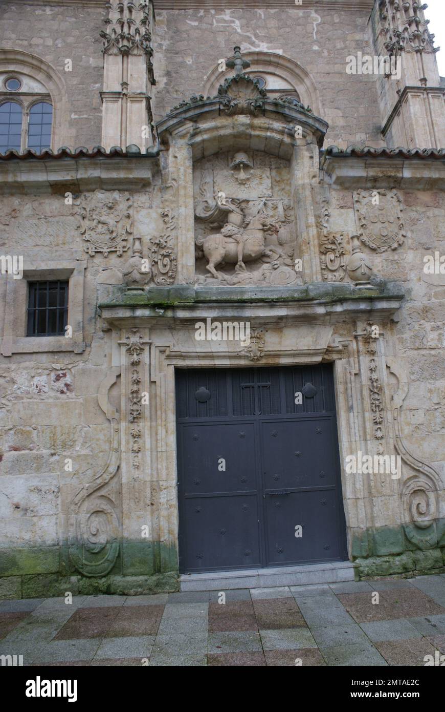 La Iglesia de Sancti Spiritus de Salamanca, es un templo católico perteneciente al estilo del gótico tardío, y es el único resto que sobrevive en la a Stock Photo