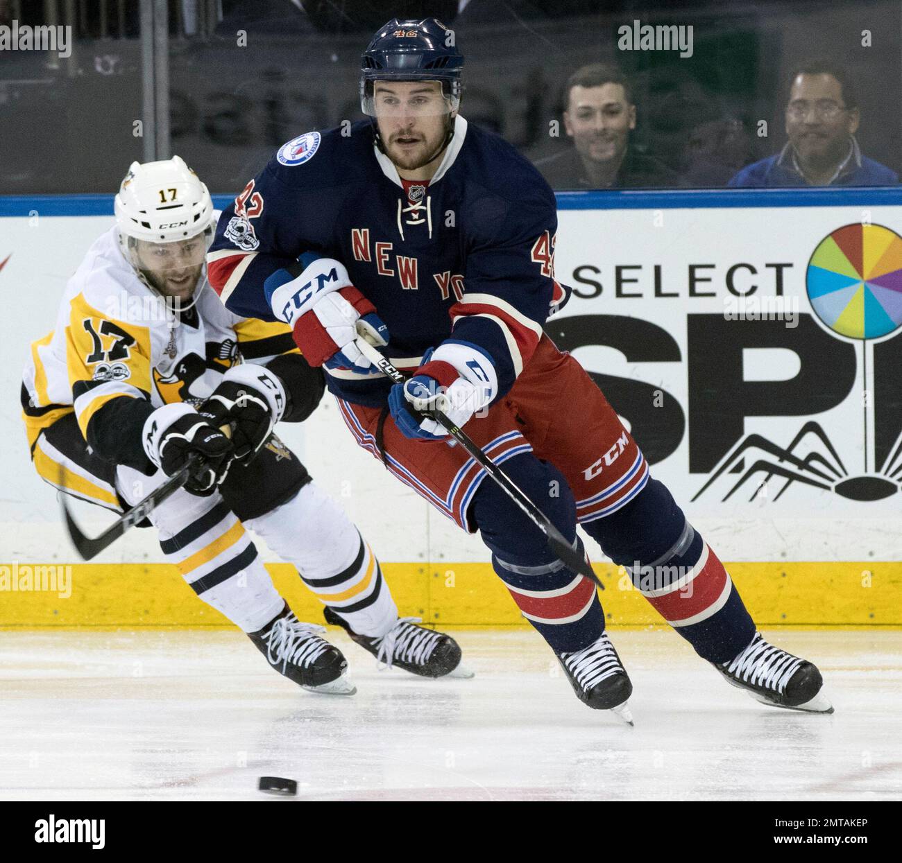 Detroit Red Wings defenseman Brendan Smith (2) during the NHL game Stock  Photo - Alamy