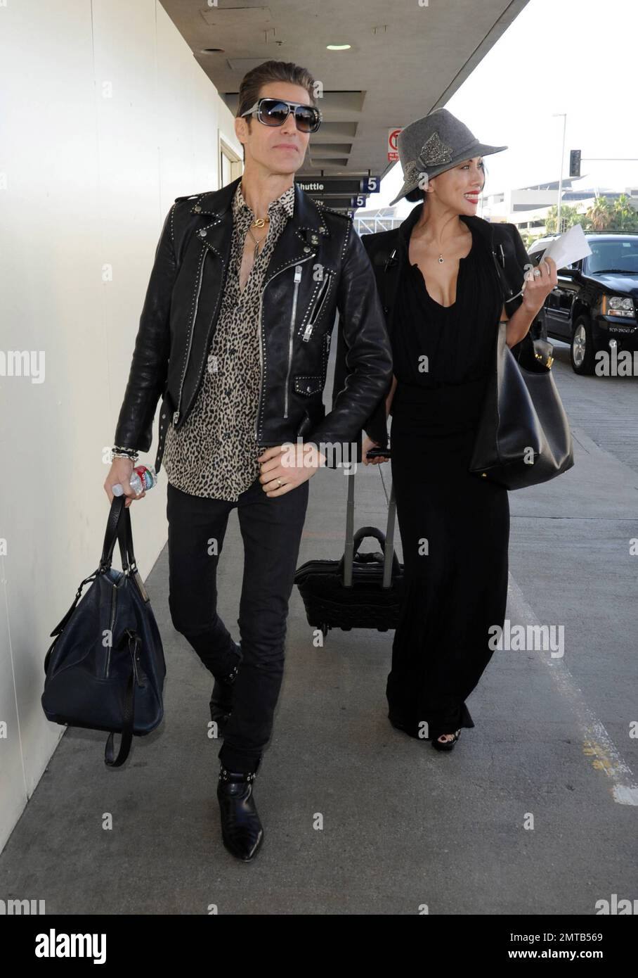 ‘janes Addiction Frontman Perry Farrell And Wife Etty Lau Farrell Are Spotted At Lax Airport 