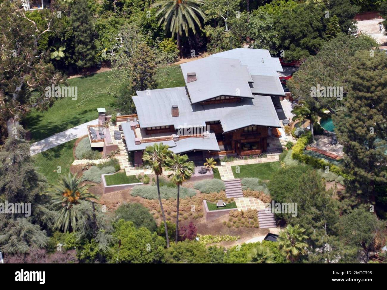 Brad Pitt House Hollywood
