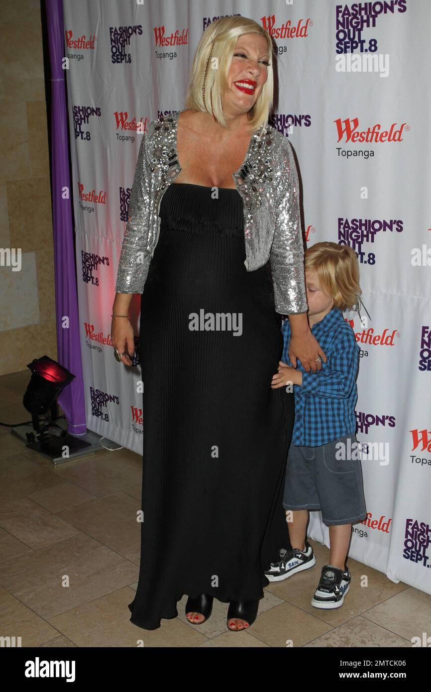 Tori Spelling with her children Liam, 4, and Stella, 3, at Fashion