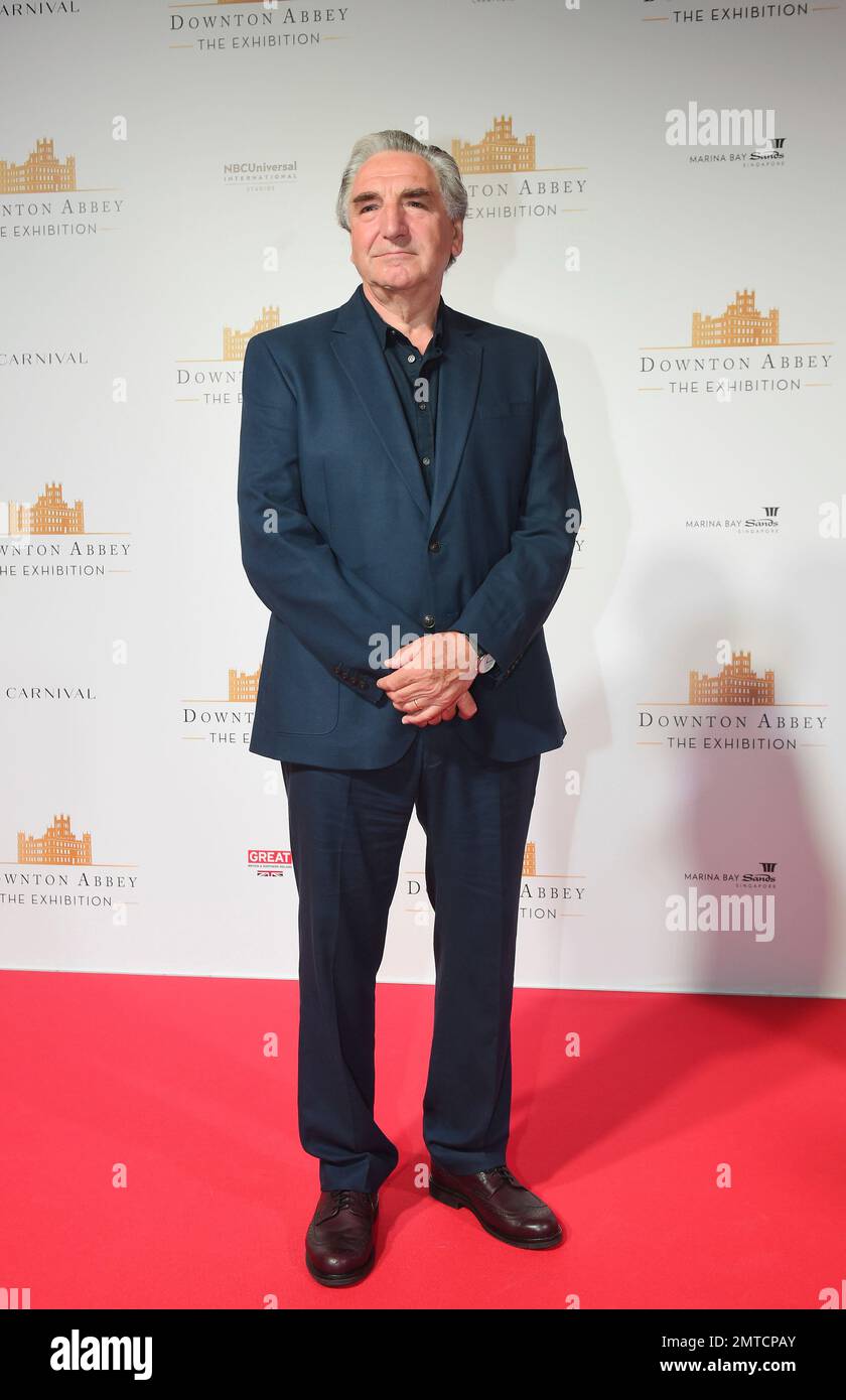 Harry Potter's Imelda Staunton on Her 40-Year Marriage with Jim Carter, image size:840x1390