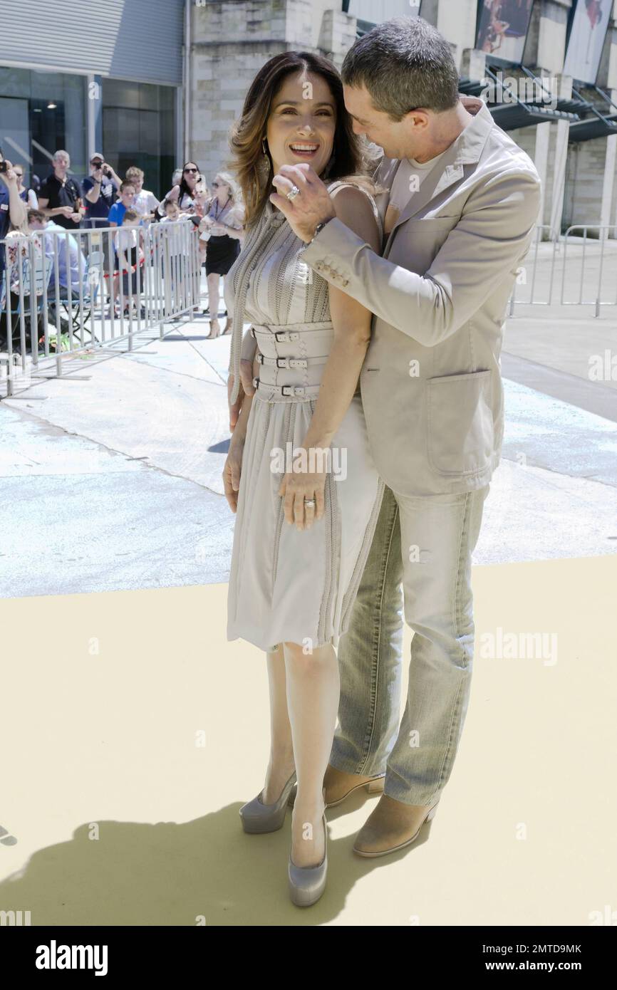 Antonio Banderas and Salma Hayek arrive for the "Puss in Boots