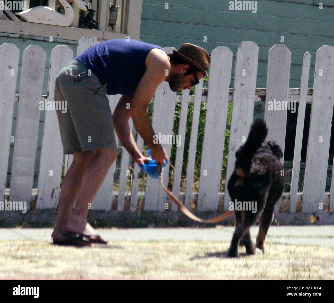  Zachary Quinto takes his Irish Wolfhound/Airedale Terrier dog Noah