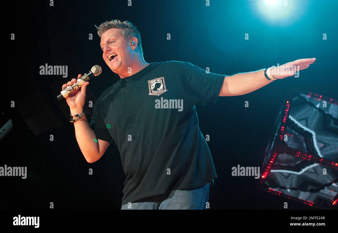Gary LeVox of 'Rascal Flatts' performs live in concert at the Time ...