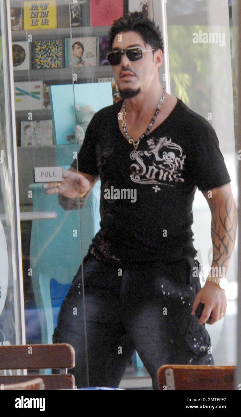 EXCLUSIVE!! Argentine chocolate heir, singer, dancer, model and reality ...