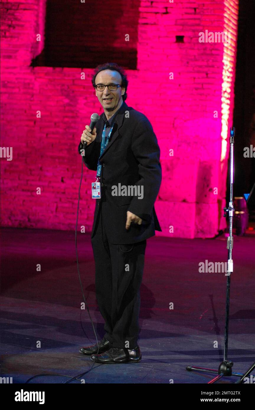 Actor Roberto Benigni offered the audience a unique performance of the