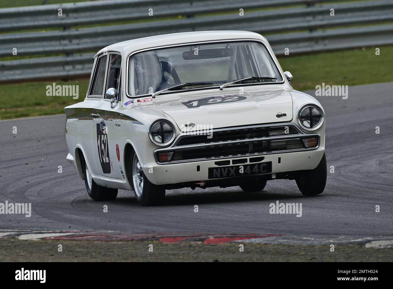 Mike Stephenson, Ford Lotus Cortina, Mintex Classic K, pre1966 cars racing with the same