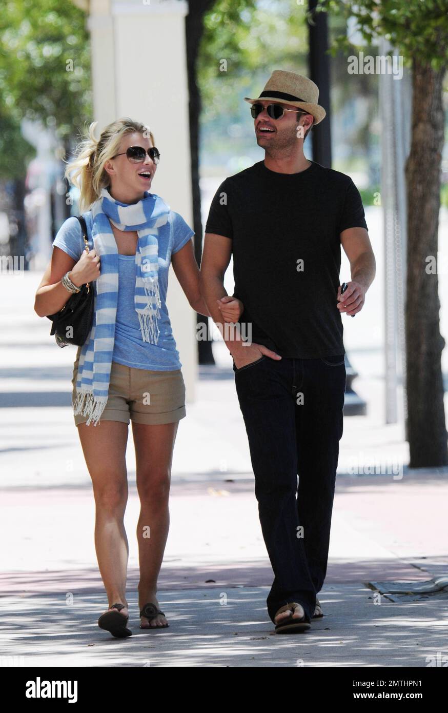Julianne Hough Boyfriend