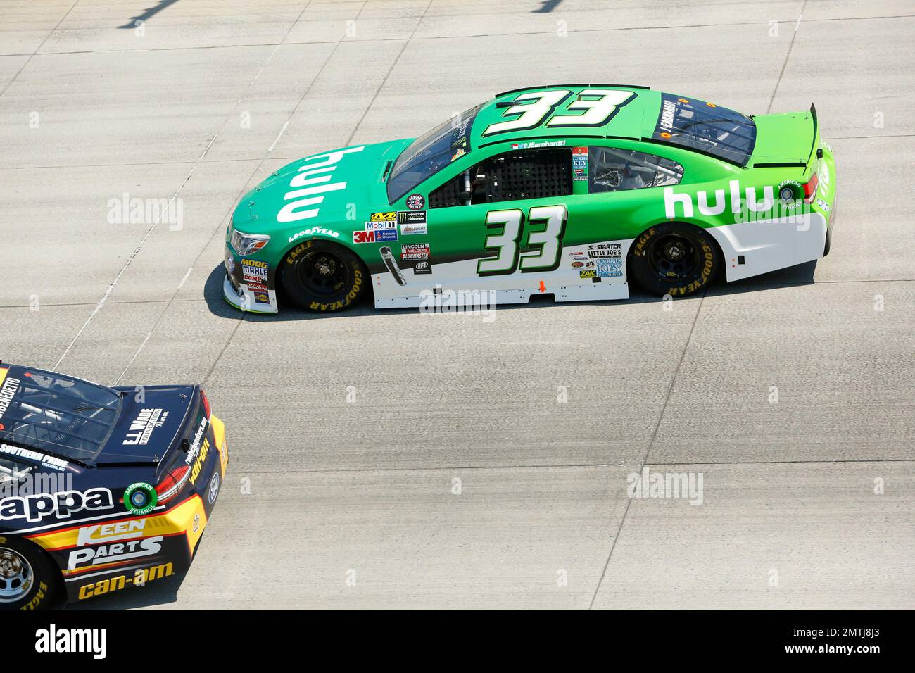 Nascar on online hulu today