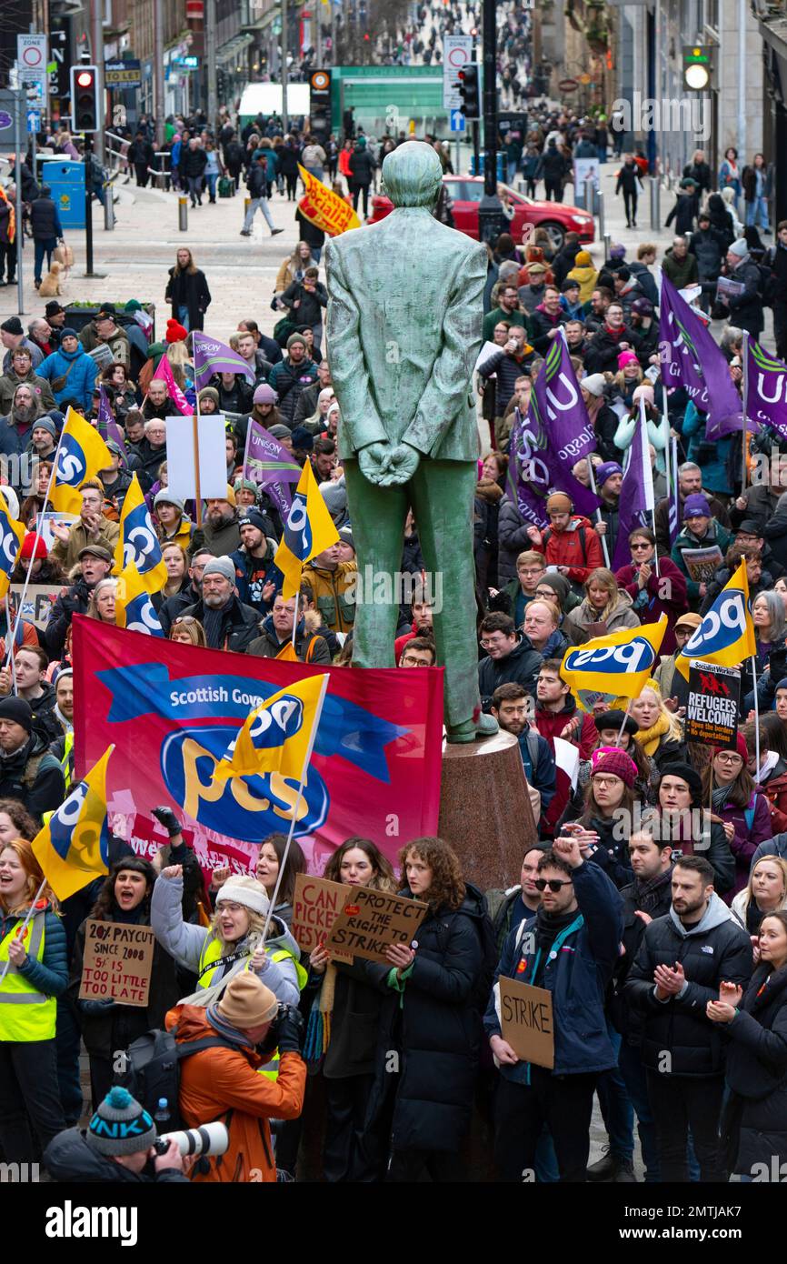 Glasgow, Scotland, UK. 1 February 2023.  Large crowd of union members at pro strike rally organised  by the STUC beside the statue of Donald Dewar on Buchanan Street in Glasgow today. Unions have organised a national day of strikes with up to 500,000 workers on strike in Scotland today. Iain Masterton/Alamy Live News Stock Photo