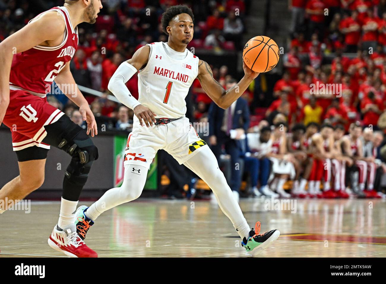 College Park, MD, USA. 31st Jan, 2023. Maryland Terrapins guard Jahmir Young (1) passes the ball during the NCAA basketball game between the Indiana Hoosiers and the Maryland Terrapins at Xfinity Center in College Park, MD. Reggie Hildred/CSM/Alamy Live News Stock Photo