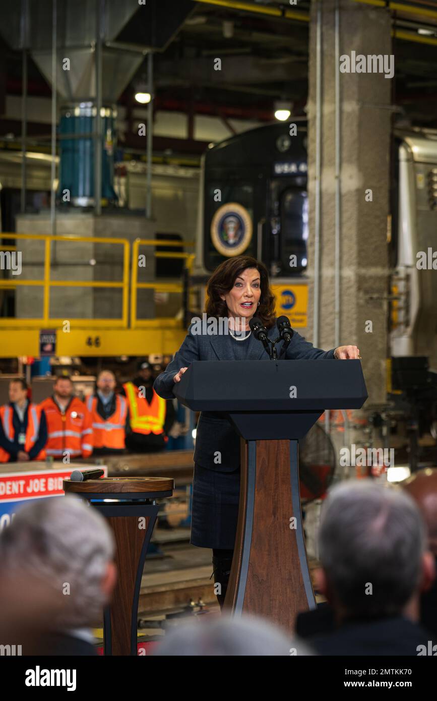 New York City, USA. 31st Jan, 2023. New York Governor Kathy Hochul joins The President of the United States Joe Biden visits New York City on January 31, 2023 to announce funding for Gateway Hudson Tunnel project funded by bipartisan infrastructure law. (Photo by Steve Sanchez/Sipa USA) Credit: Sipa USA/Alamy Live News Stock Photo