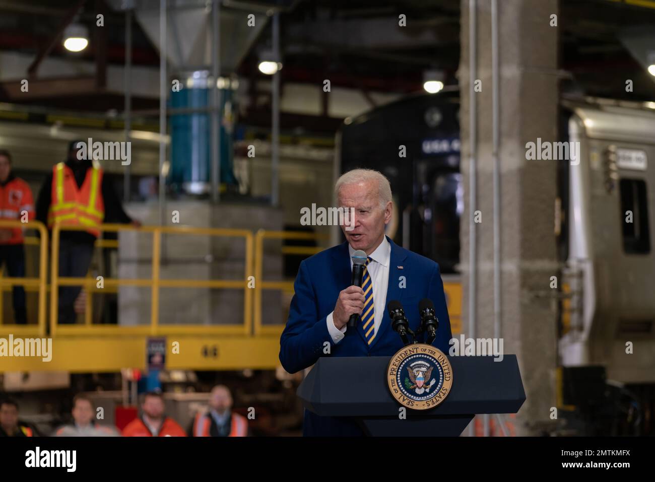 New York City, USA. 31st Jan, 2023. The President of the United States Joe Biden visits New York City on January 31, 2023 to announce funding for Gateway Hudson Tunnel project funded by bipartisan infrastructure law. (Photo by Steve Sanchez/Sipa USA) Credit: Sipa USA/Alamy Live News Stock Photo