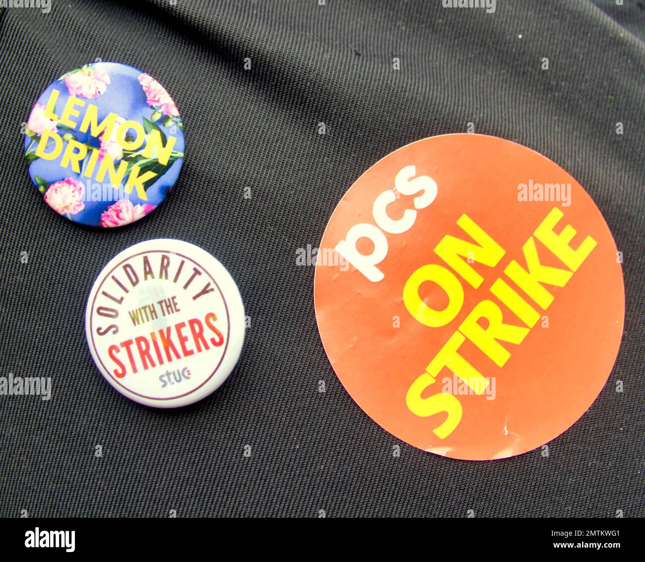 Bus glasgow school hi-res stock photography and images - Alamy