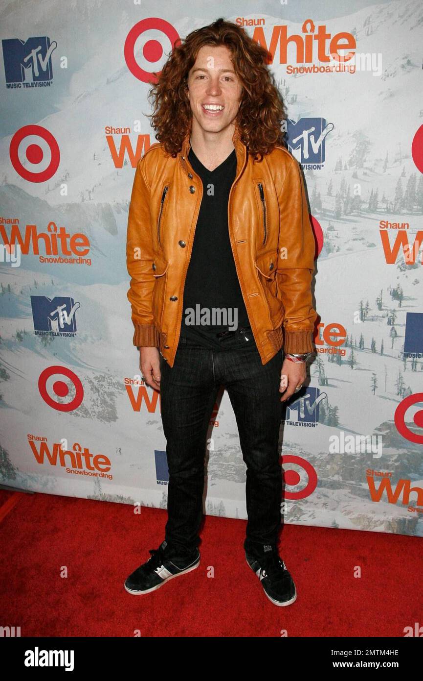 Tila Tequila and Sean White arrive at the MTV and Ubisoft presents Shaun  White Snoboarding Video Game Launch Party in Hollywood, CA. 11/11/2008  Stock Photo - Alamy
