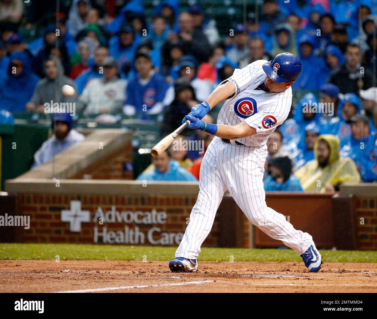 Chicago Cubs' Kyle Schwarber hits a home run off San Francisco Giants ...