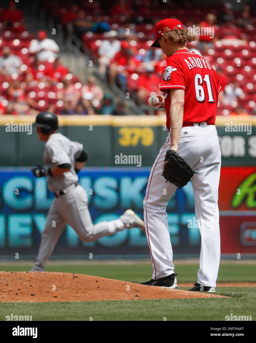 Bronson Arroyo goes from the mound to the stage