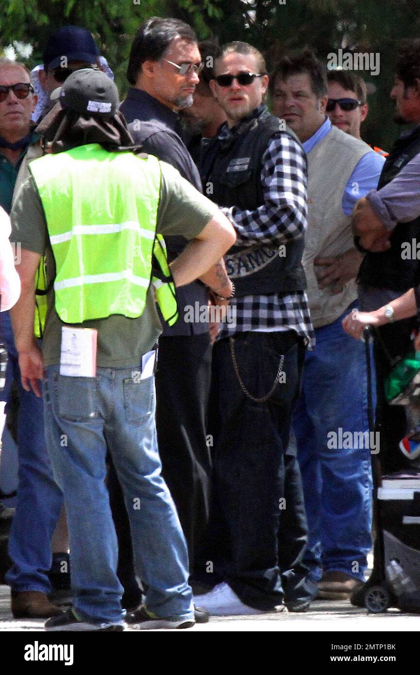 Sons of anarchy charlie hi-res stock photography and images - Page 4 - Alamy, image size:865x1390