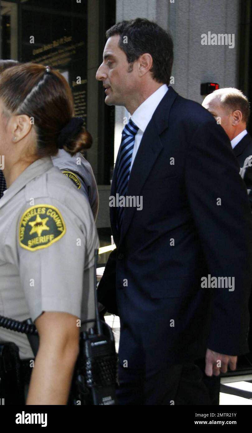 Attorney Howard K. Stern and Doctor Khristine Eroshevich arrive at Los