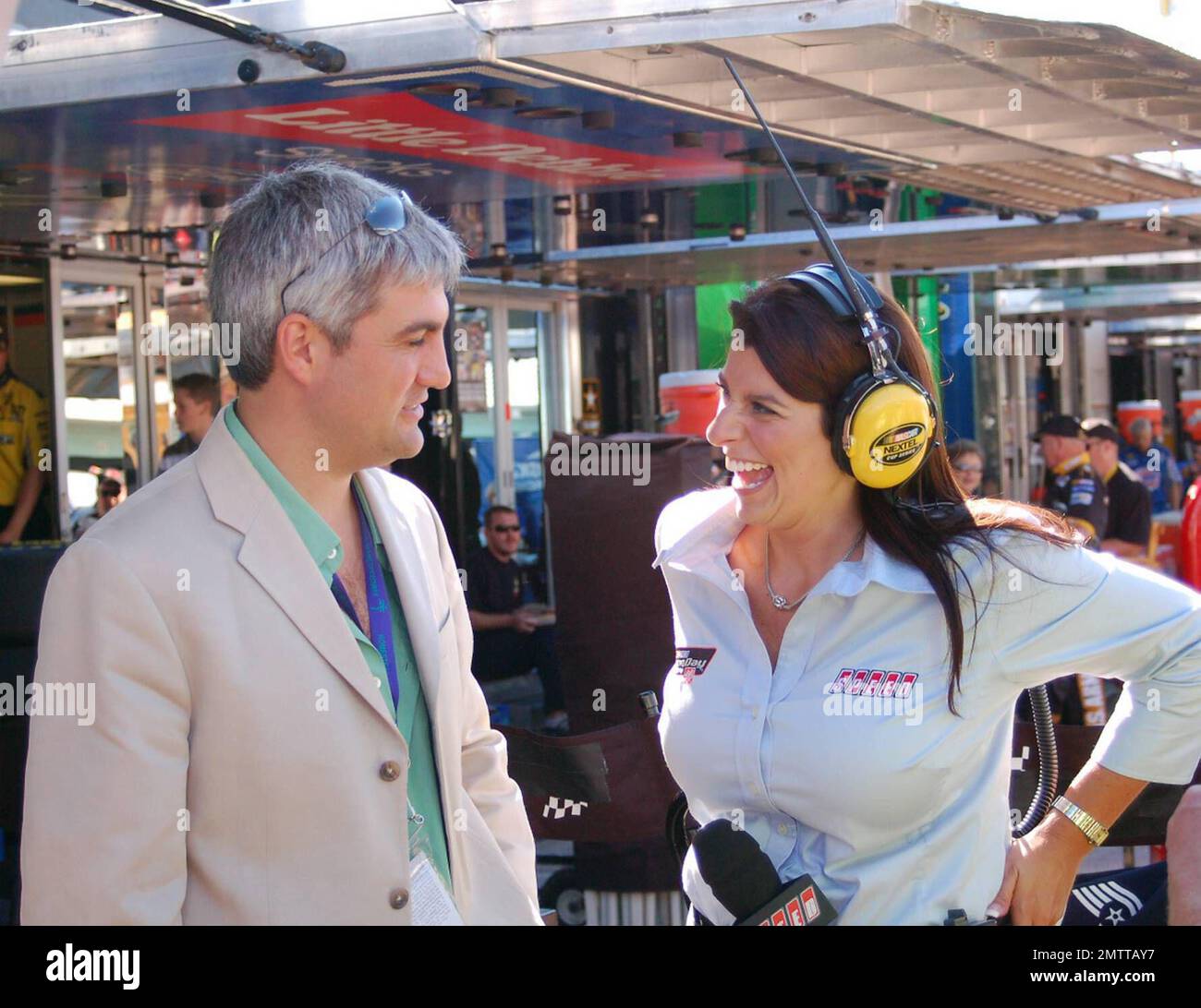 Taylor Hicks sings the National Anthem at the Ford 400 NASCAR NEXTEL Cup Series, Homestead-Miami Speedway,  Homestead, Fl. 11/18/06 Stock Photo
