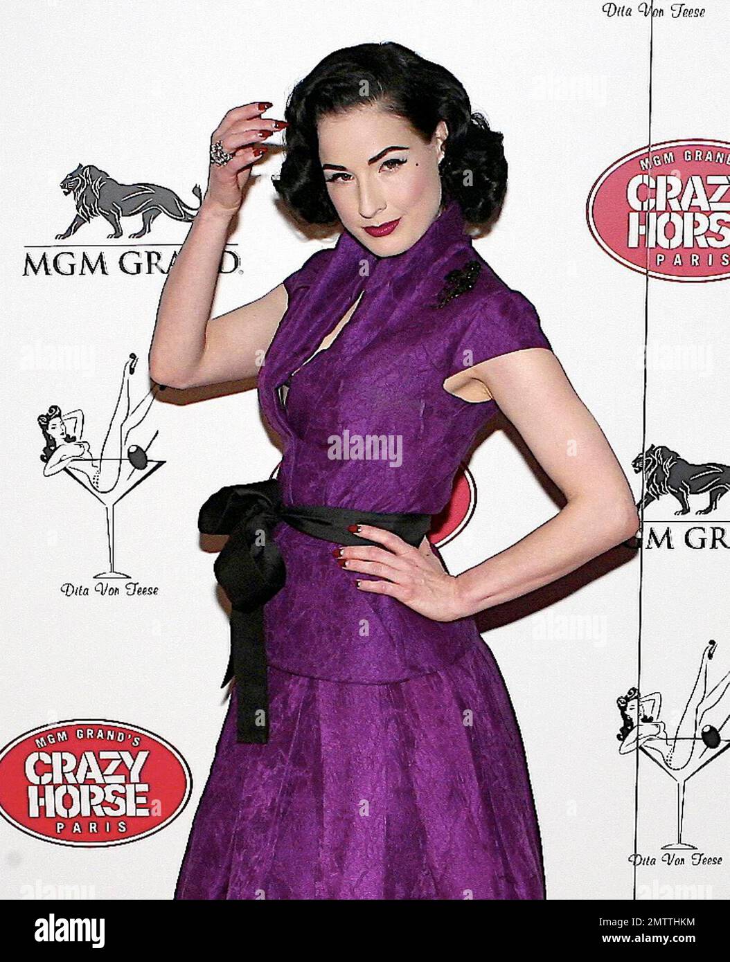 International Queen Of Burlesque Dita Von Teese Is A Guest Judge At international-queen-of-burlesque-dita-von-teese-is-a-guest-judge-at