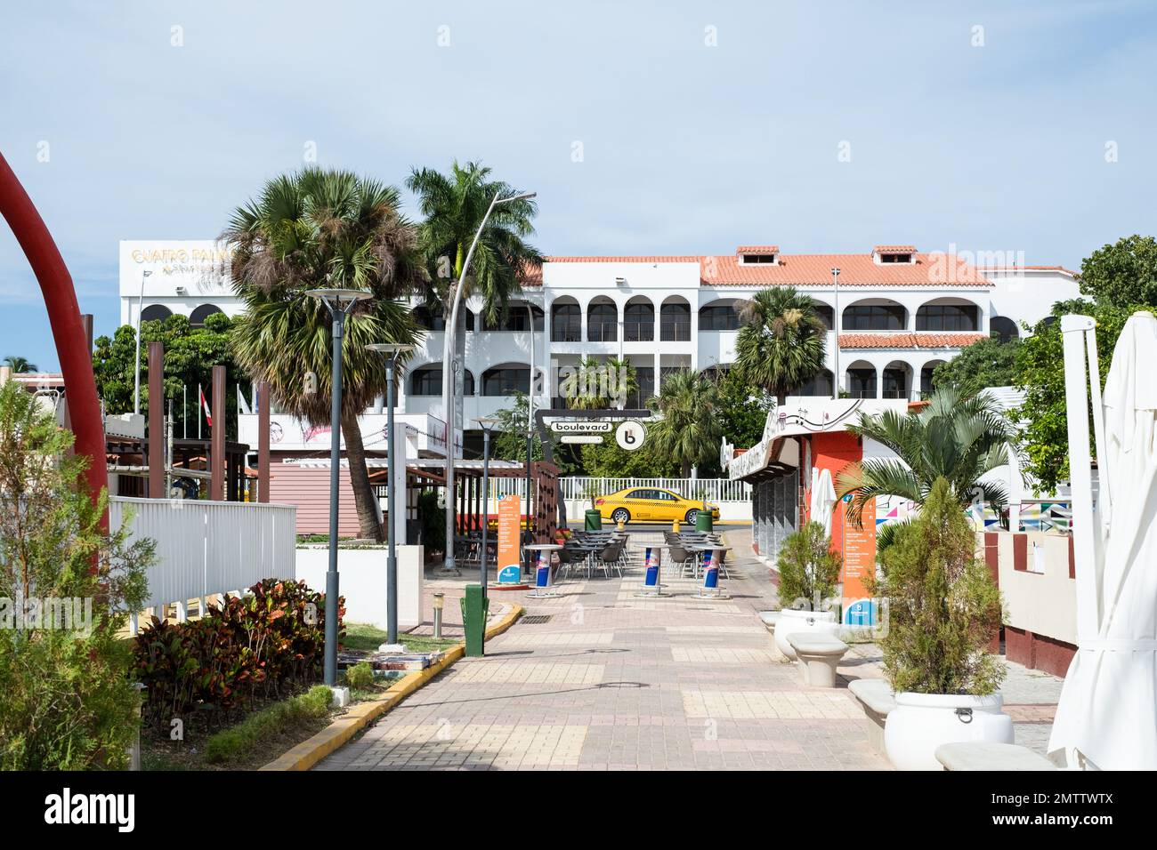 Boulevard, shopping centre in Varadero, Cuba Stock Photo Alamy