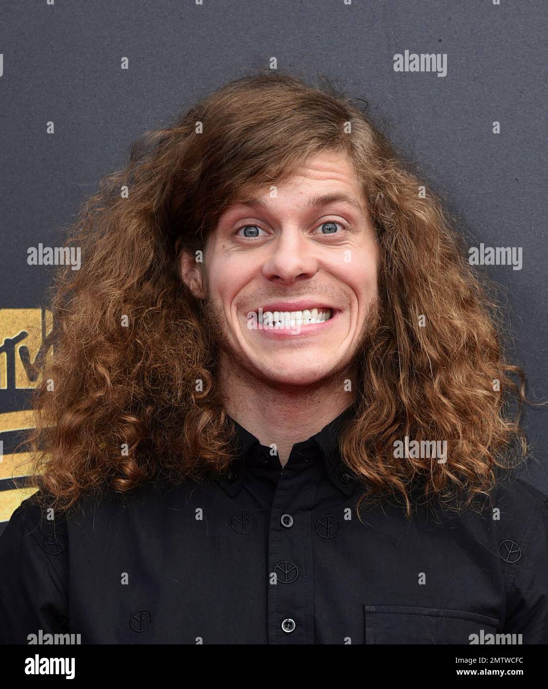 Blake anderson hi-res stock photography and images - Page 3 - Alamy, image size:1106x1390