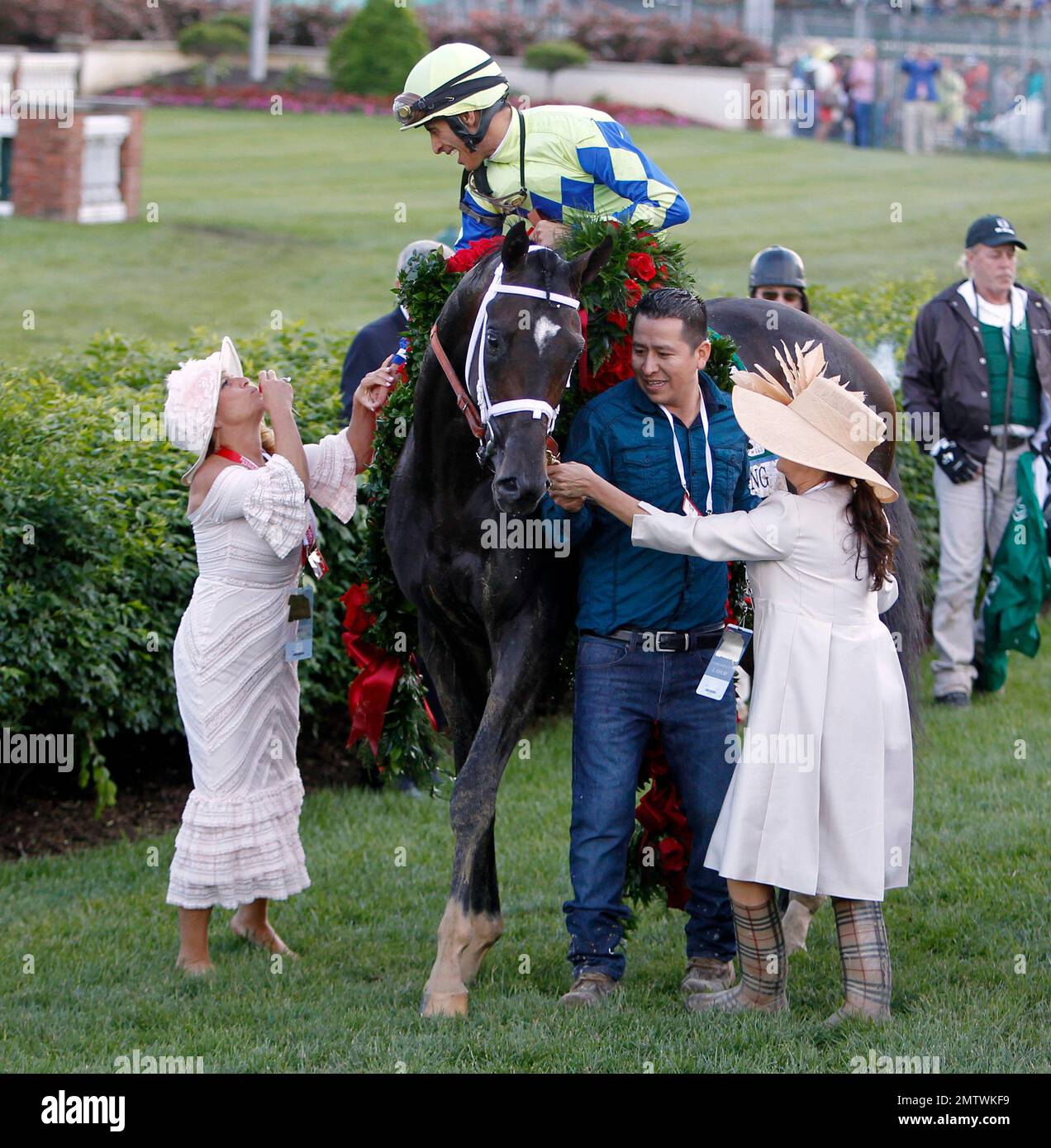 2017 Kentucky Derby Winner Always Dreaming With Jockey John Velazquez – 8x10 Photo