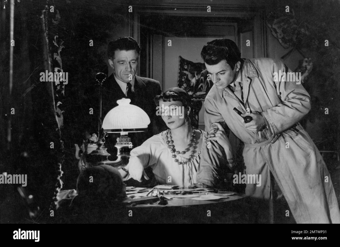 Le Parfum de la dame en noir Year 1949 France Director Louis Daquin Lucien Nat, Hélène Le Parfum de la dame en noir Year 1949 France Director Louis Daquin Lucien Nat, Hélène