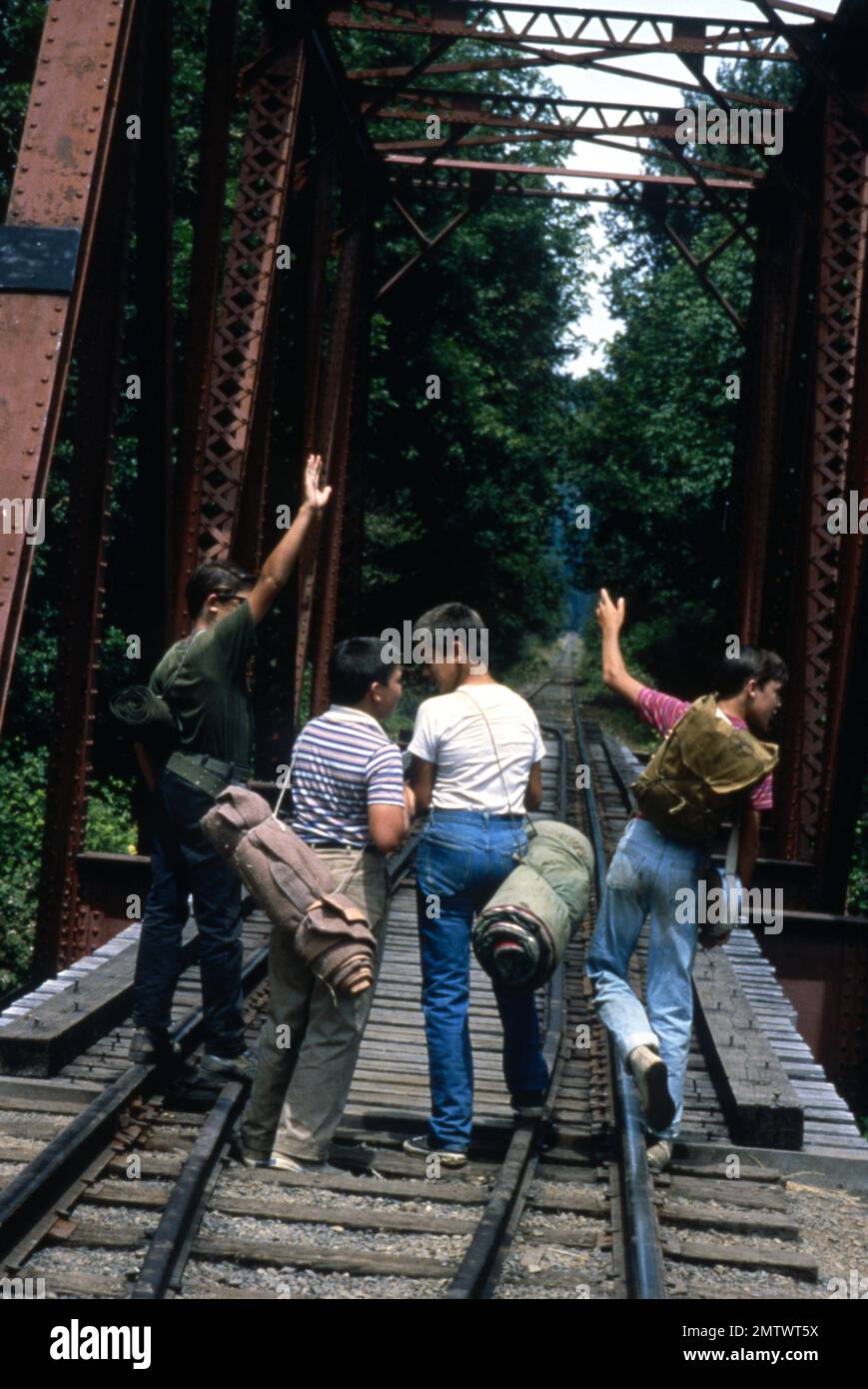 Stand By Me Year 1986 USA Director Rob Reiner Corey Feldman, Jerry O'Connell, River Phoenix
