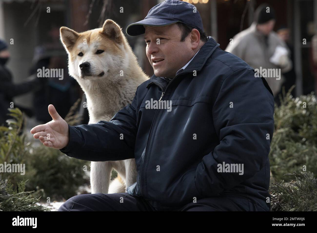 Hachi: A Dog's Story Year : 2009 USA Director : Lasse Hallström Jason Alexander Stock Photo