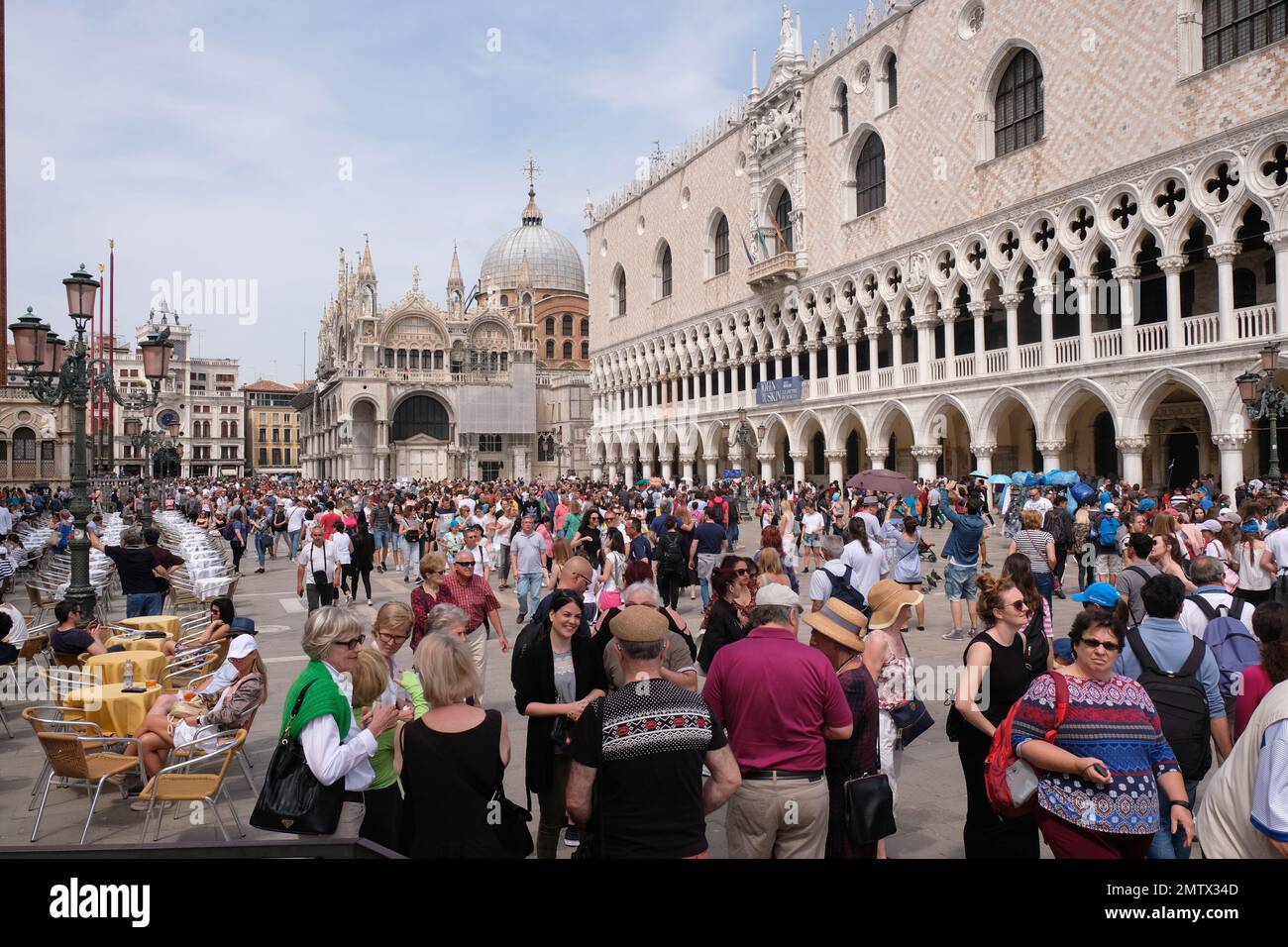 mass-tourism-in-venice-stock-photo-alamy