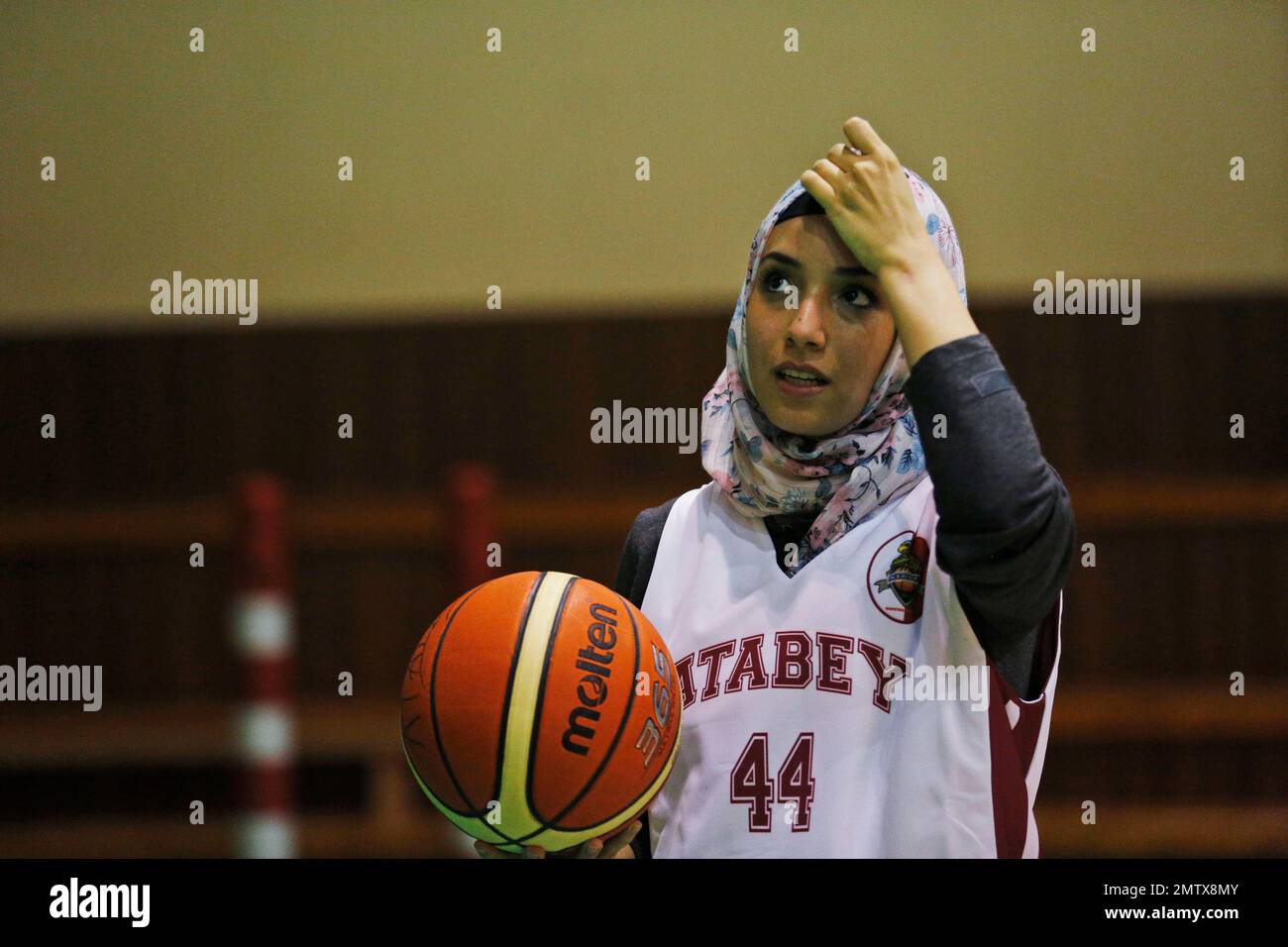 jersey basket hijab