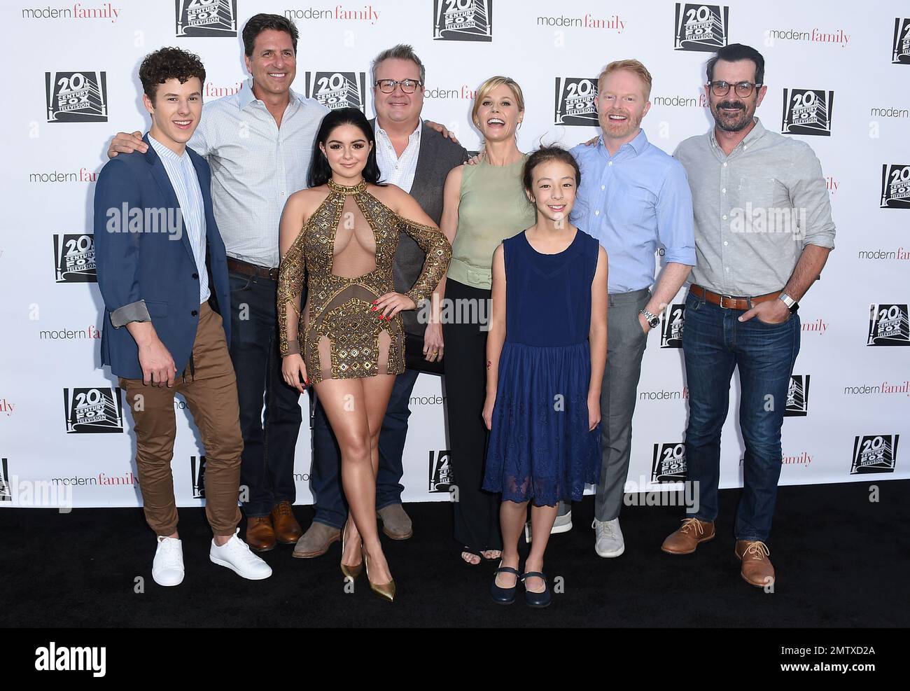 The cast of "Modern Family", from left, Nolan Gould, Steve Levitan