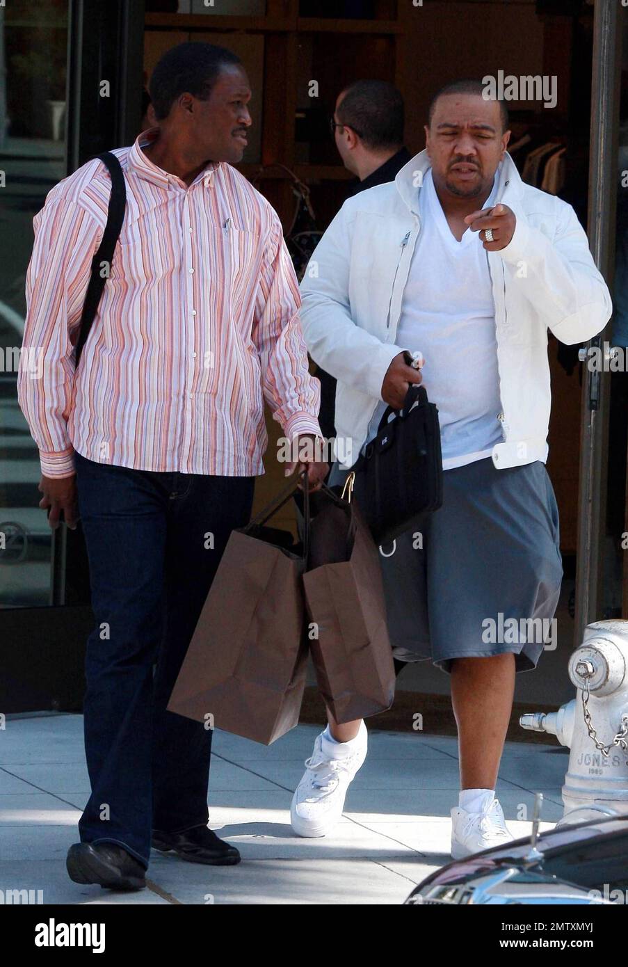 Timbaland Rapper Family Rapper and producer Timbaland leaves the Louis Vuitton store after some ...