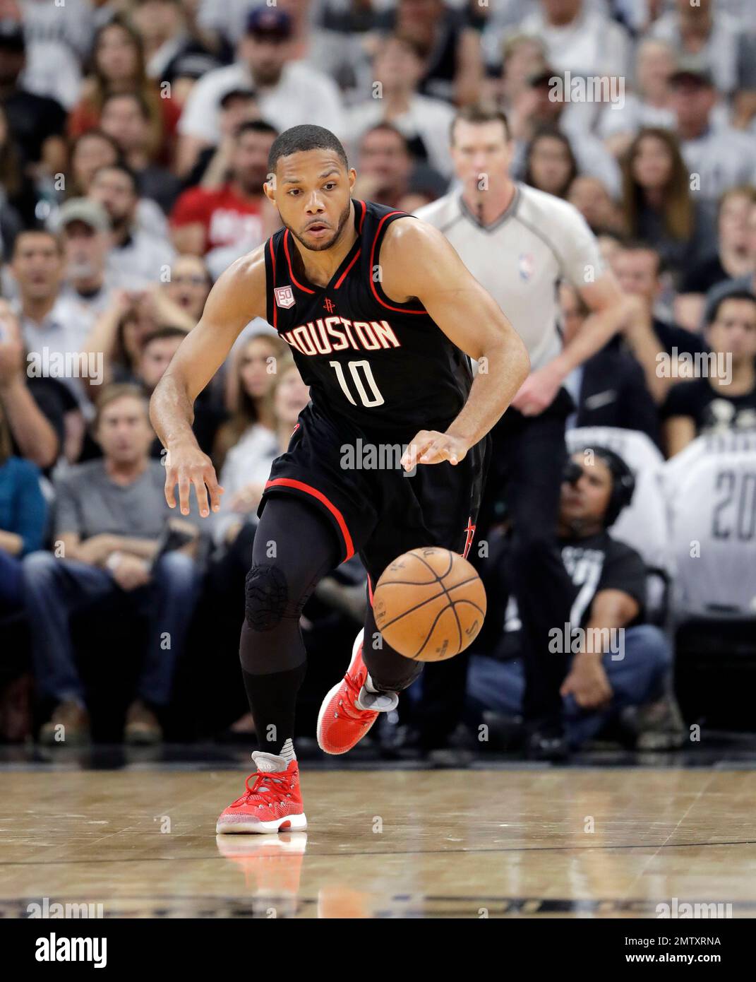 Houston Rockets guard Eric Gordon (10) during the first half in a ...