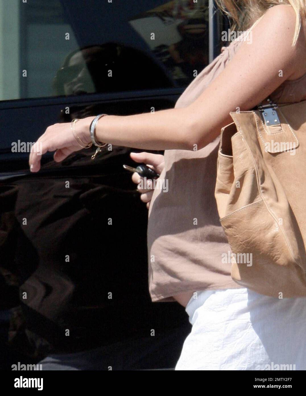 Exclusive!! Tobey Maguire's 7 month pregnant girlfriend, Jennifer Meyer